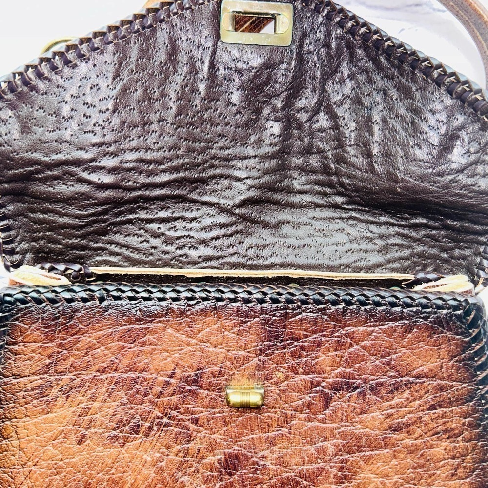 Vintage Leather Box Style Metal Clasp Hand Purse - Picture 7 of 10